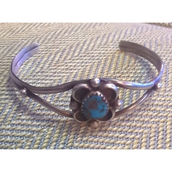 Vintage Navajo Sterling & Turquoise Cabochon Southwestern Open Cuff Bracelet - Picture 10 of 10